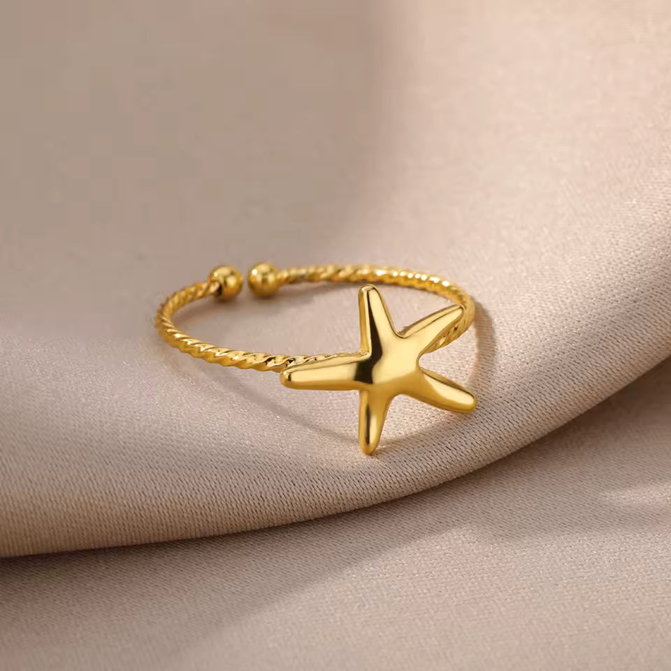 Golden star ring